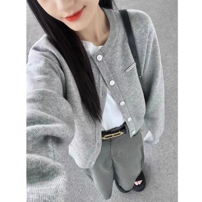 新款灰色短款针织开衫女秋冬