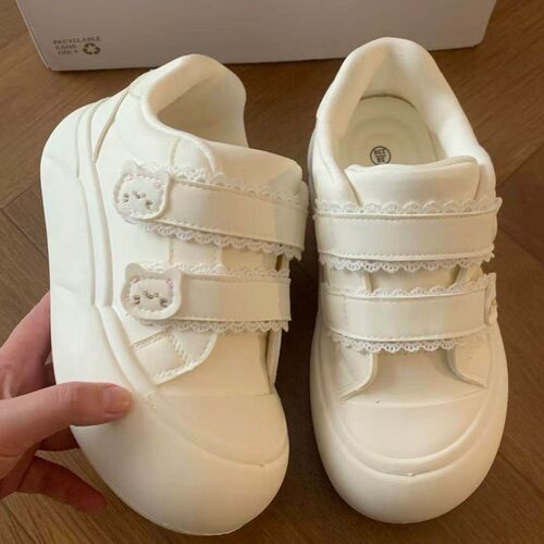 女童小白鞋厚底面包女款儿童鞋子运动鞋2026新款春季板鞋百搭女孩