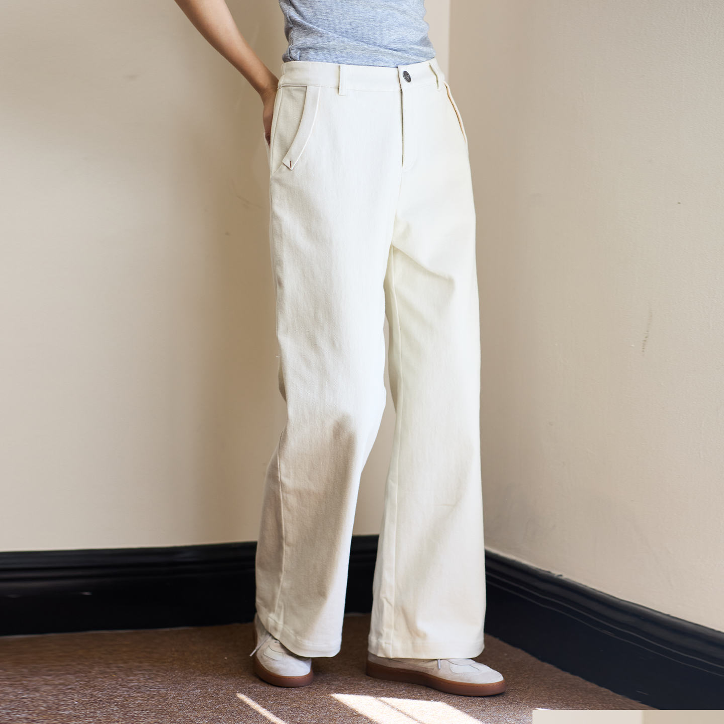 无色无味棉弹松紧腰直筒裤