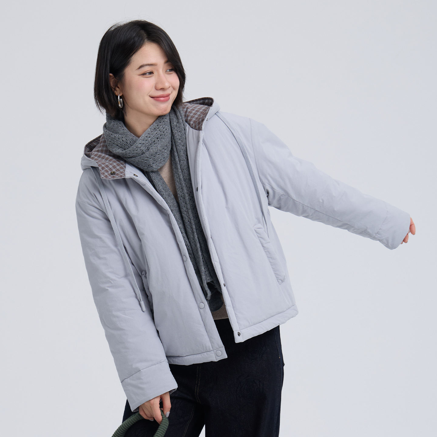 无色无味冬季短款加厚夹棉棉服女