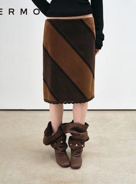 VERMO 钩花拼接色彩情绪 复古斜裁层次拼接 棕色麂皮绒半身裙