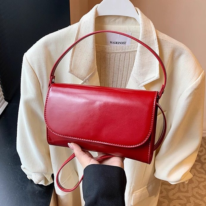 婚包高级小方包包女红包2025新款伴娘包手提包小包红色结婚新娘包,箱包皮具/热销女包/男包,腋下包,淘宝优惠券,粉丝福利购,淘宝优惠卷