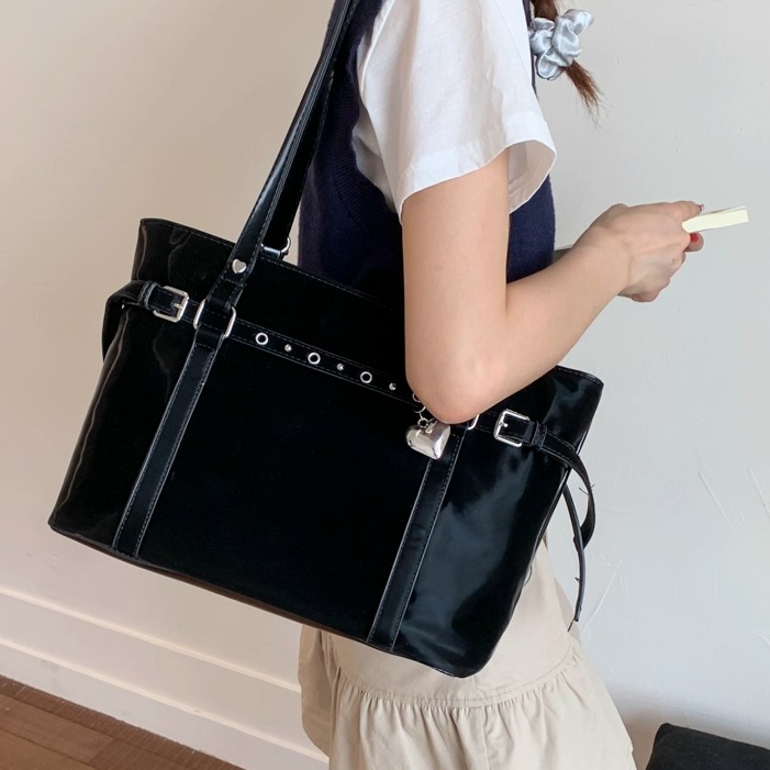 大容量学生上课通勤单肩包