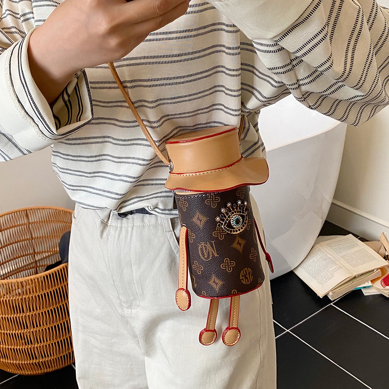 个性辣妹手机包包女2025新款潮夏季时尚水桶包简约百搭单肩斜挎包,箱包皮具/热销女包/男包,水桶包,淘宝优惠券,粉丝福利购,淘宝优惠卷