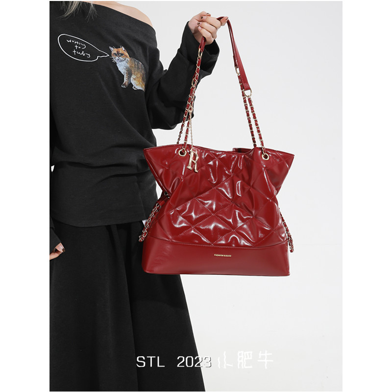 红色包包女2025新款韩版小香风婚包单肩手提托特包婚礼结婚新娘包