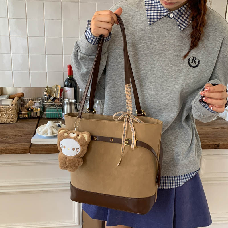 网红多功能麂皮绒托特包包女2026新款大容量学院风背包小众水桶包