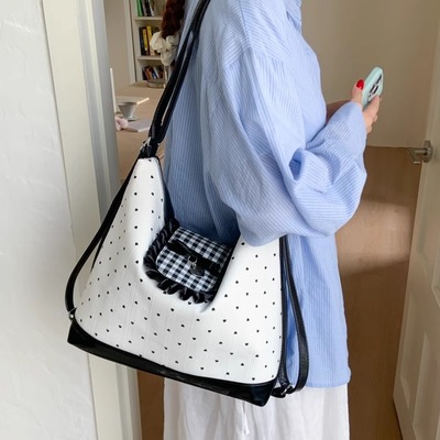 单肩斜挎包多功能轻便双肩包