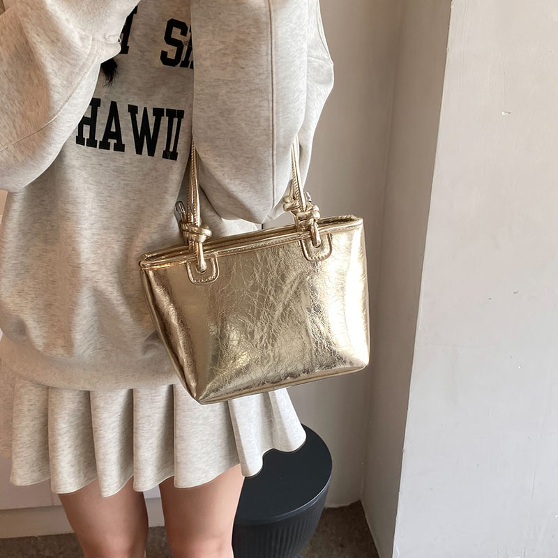 百搭多功能斜挎包手机包