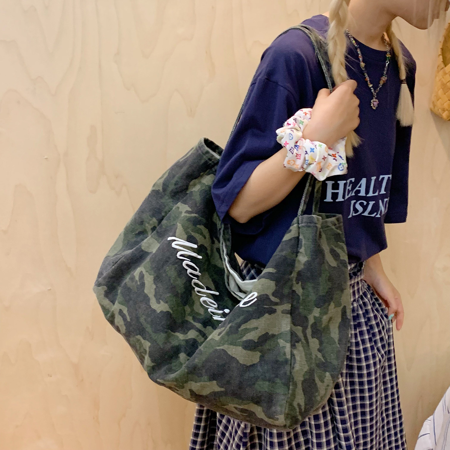 美式迷彩包包女新款2025超火简约单肩包少女学院风托特包女大容量,箱包皮具/热销女包/男包,时尚帆布包,淘宝优惠券,粉丝福利购,淘宝优惠卷