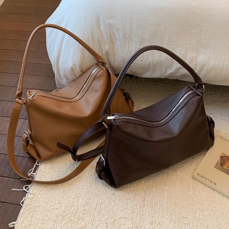 斜挎包单肩包美式复古旅行包