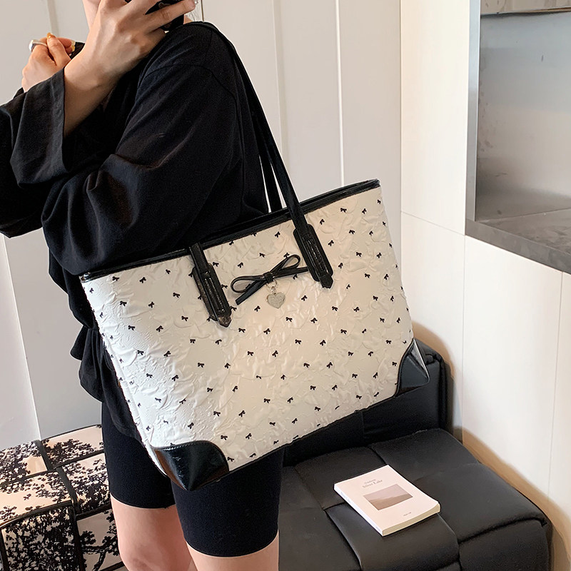 大容量通勤包包女2025新款潮时尚韩系托特包高级感大学生单肩包,箱包皮具/热销女包/男包,通用款女包,淘宝优惠券,粉丝福利购,淘宝优惠卷