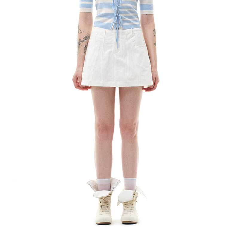 N·MORE设计师品牌  栀子白弧形结构牛仔短裙