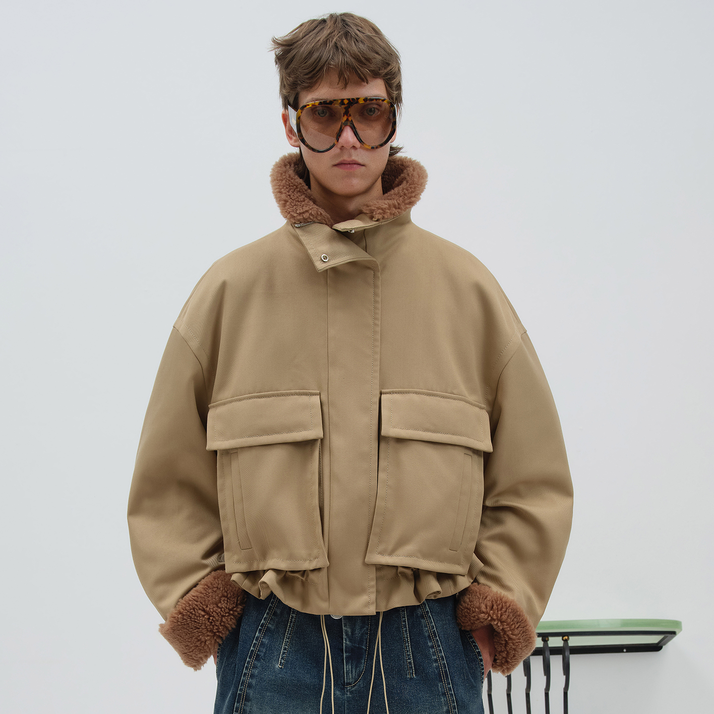 NMORE设计师品牌 25冬季新款 秋霜卡羊羔毛翻领大口袋棉服