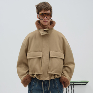 NMORE设计师品牌 25冬季新款 秋霜卡羊羔毛翻领大口袋棉服