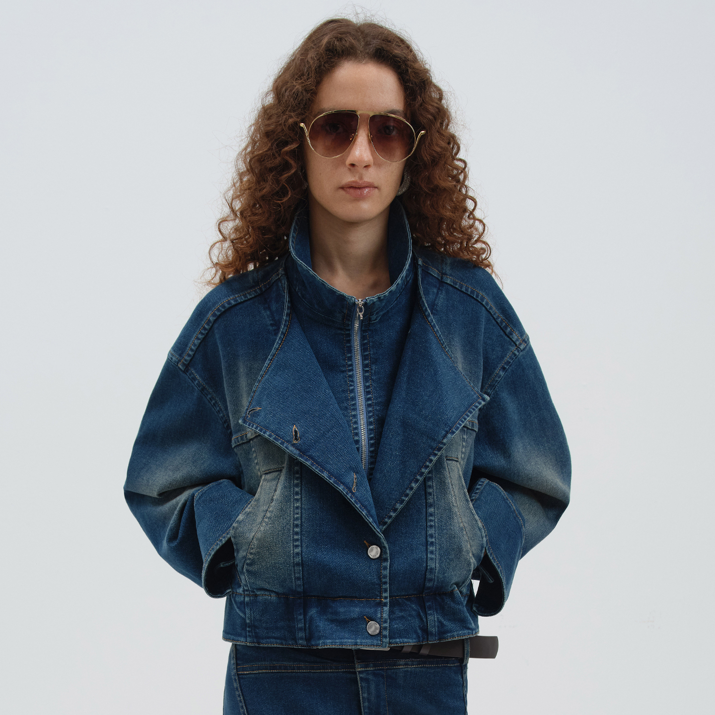 NMORE设计师品牌 25秋季新款 丹宁蓝假两件立翻领牛仔夹克