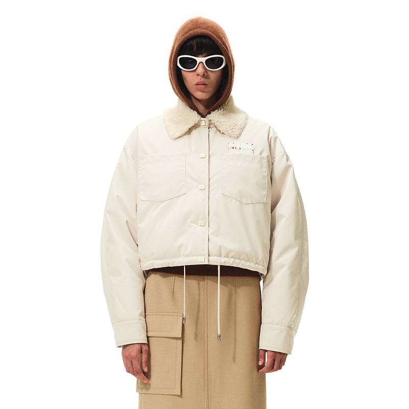 N·MORE设计师品牌  装饰毛领短款长袖巴恩风羽绒服