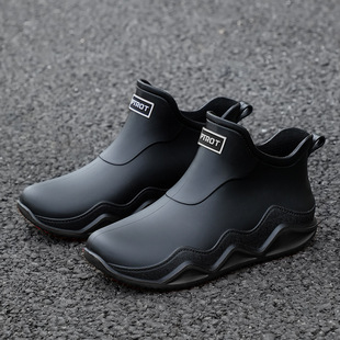 短筒雨鞋男女新款胶鞋专用鞋垫防油耐磨雨林2025钓鱼胶靴高筒女防