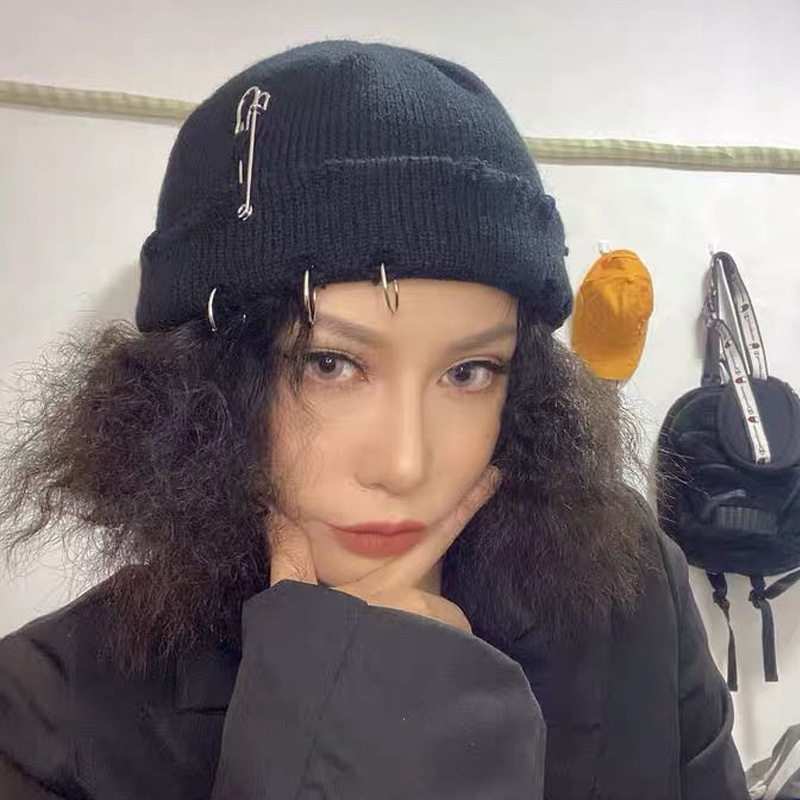 帽子女秋冬季圆环别针街头嘻哈毛线帽破洞磨边瓜皮针织帽男潮冷帽