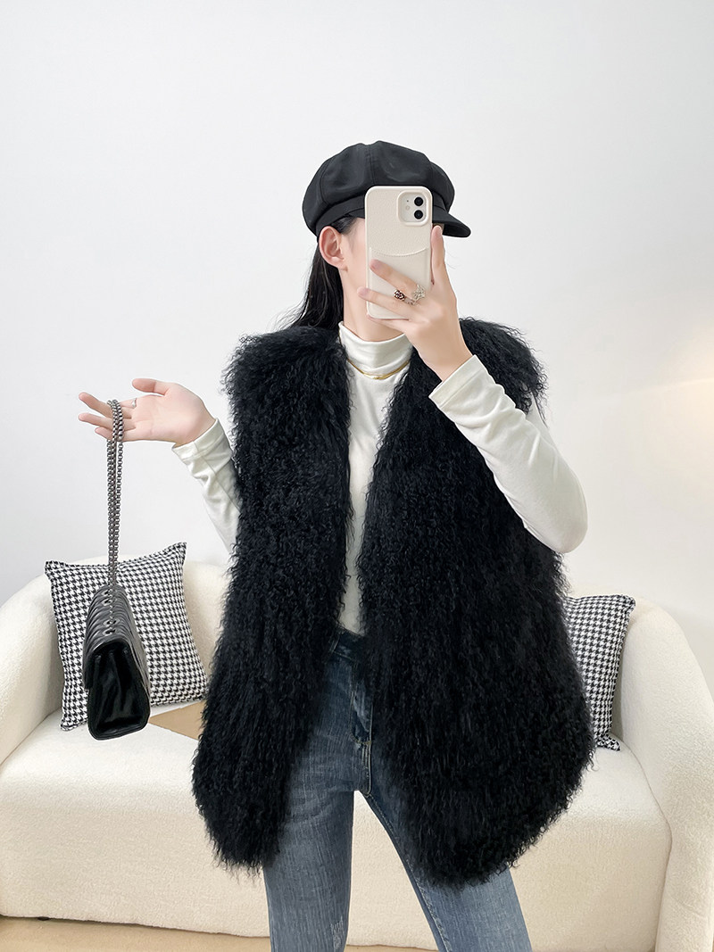 海宁2025新款冬季皮草马甲滩羊毛外套女羊羔毛卷毛背心中长款百搭