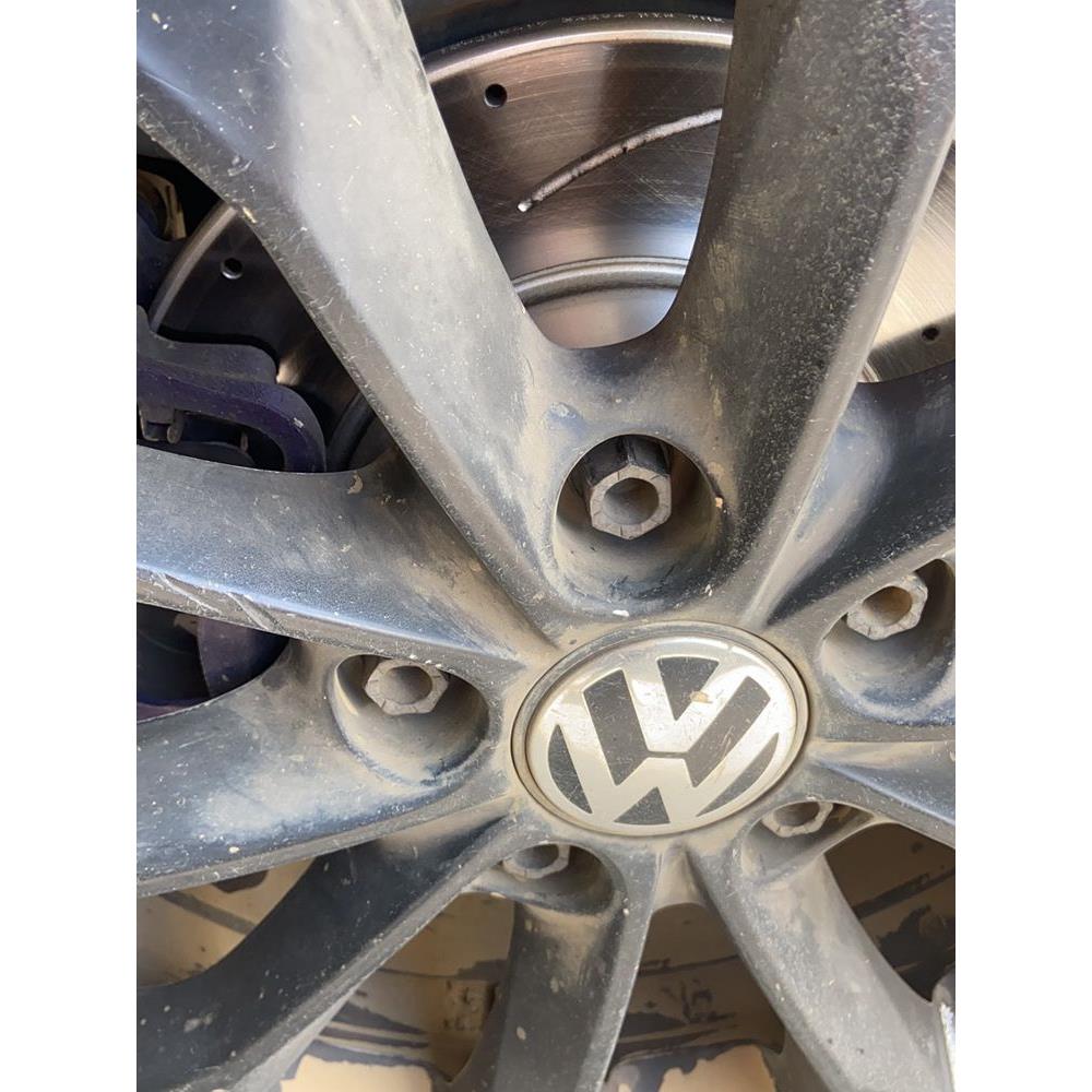 适用大众尚酷迈腾B8途观L蔚揽X途岳CC帕萨特新B7打孔B6后前刹车盘