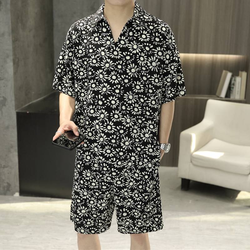 男士休闲套装冰丝短袖短裤夏季2023年新款帅气两件套搭配男装衣服