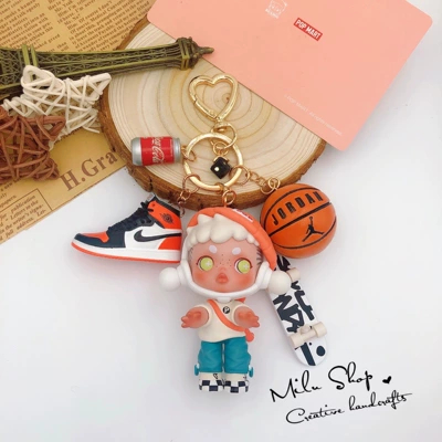 新品泡泡玛特SKULLPANDA熊喵热潮可爱钥匙扣包包挂件创意网红礼物