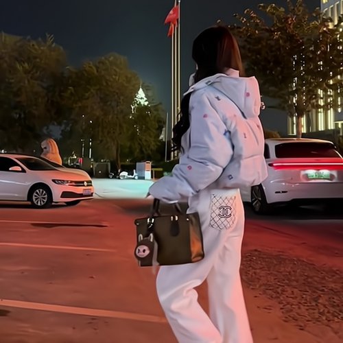 超百搭2025冬季新款短款羽绒服