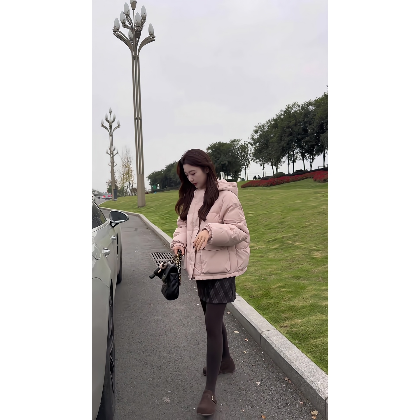 超百搭！宽松显瘦连帽羽绒服外套