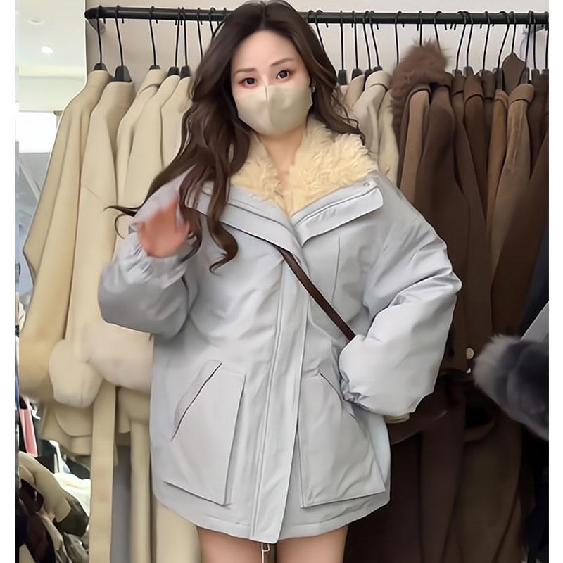 连帽白鸭绒情侣外套毛领羽绒服