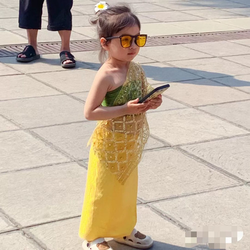 新款女童傣族服装儿童民族风服装西双版纳旅游裙子泼水节云南演出