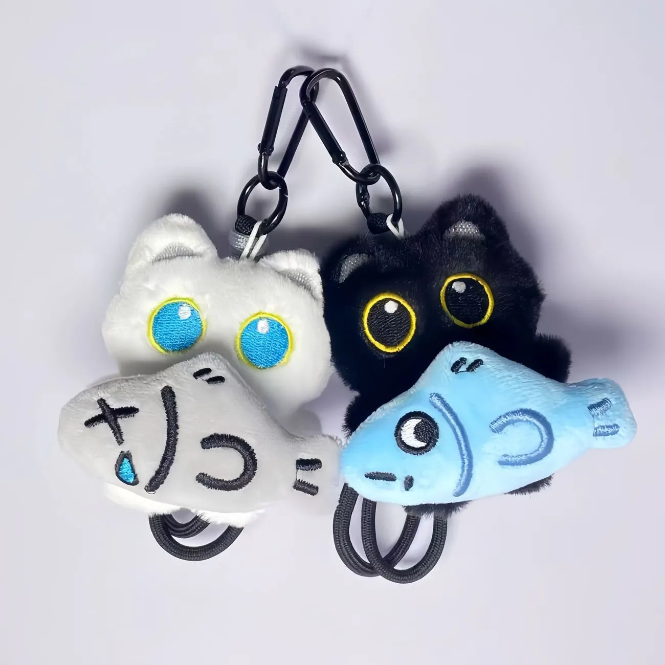 新款可爱会吱吱叫的抱鱼小猫毛绒玩偶钥匙扣公仔挂件学生书包挂饰