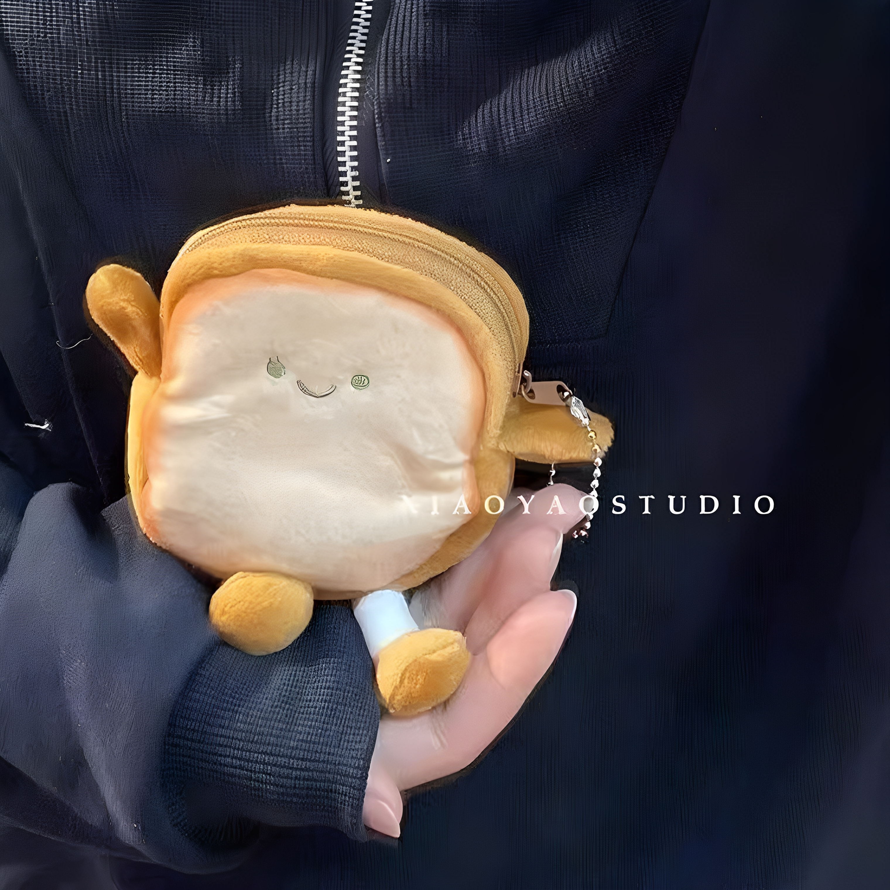 可爱卡通吐司零钱包创意毛绒公仔