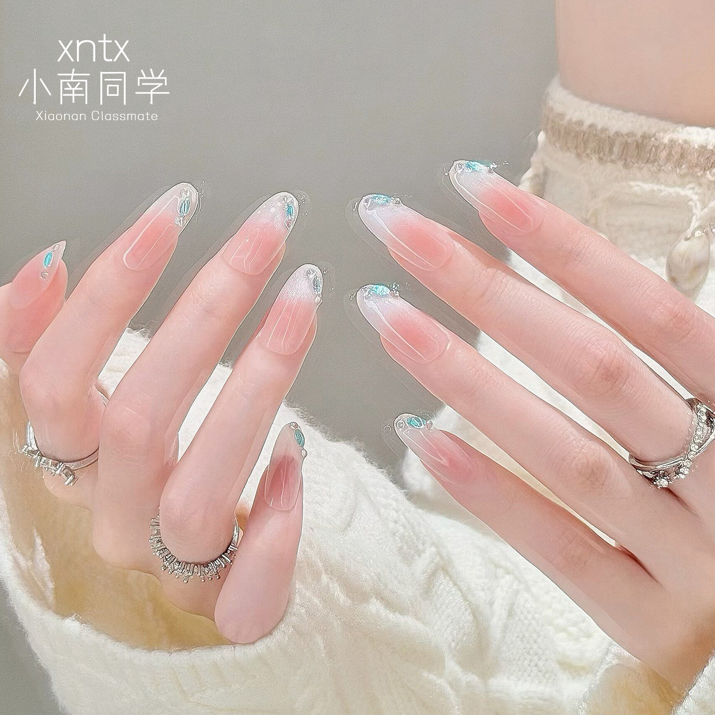 【猫眼蓝色晶石显白甲】裸色美甲