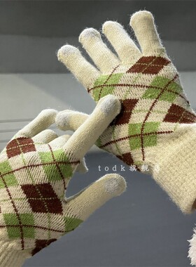 手套女冬季2025百搭拼色加厚防寒可触屏骑车保暖学生格纹新款