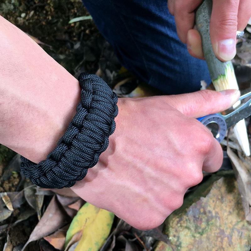 定制七芯伞绳手链手工编织战术多功能逃生绳登山荒野生存求生手环