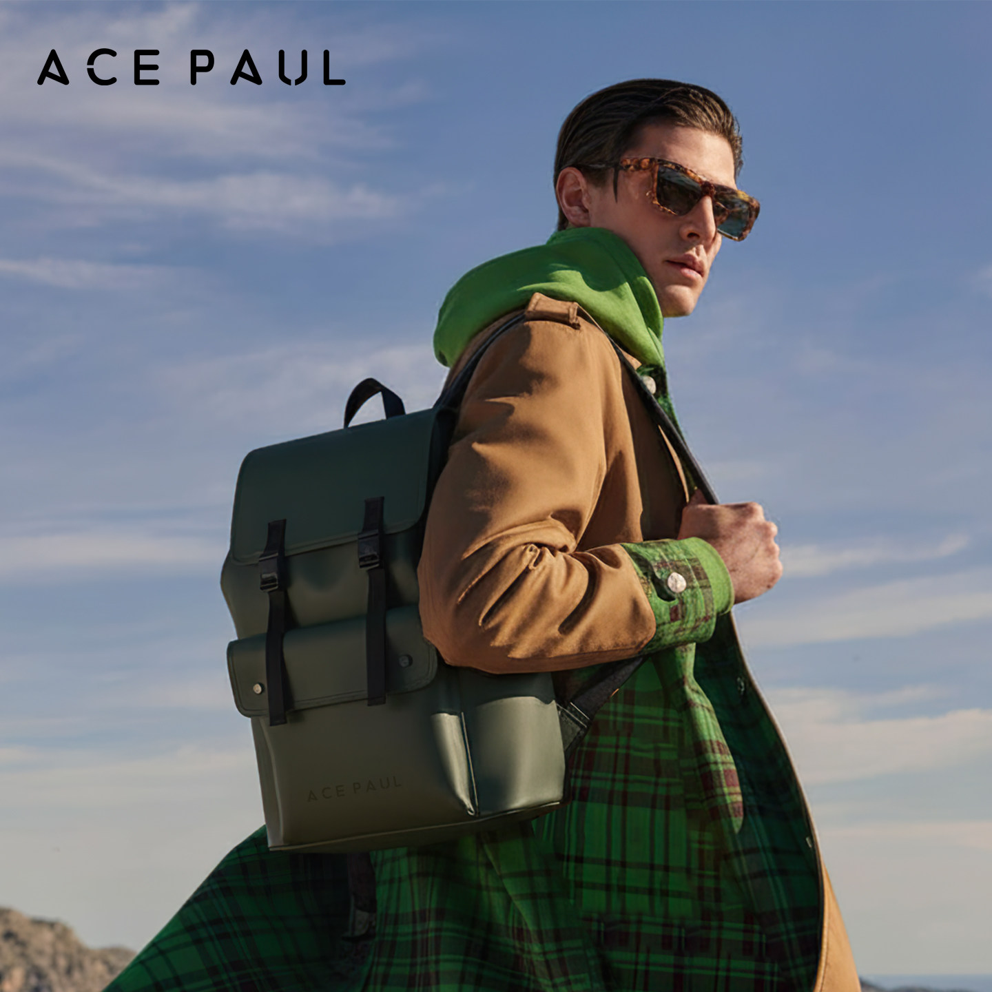 Ace Paul官方正品皮质双肩背包男户外防水旅行通勤包电脑包大容量