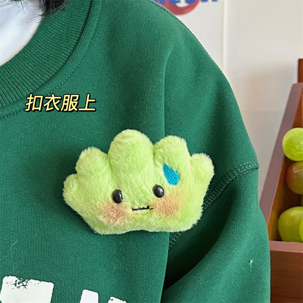 甜美风少女礼品卡通胸针毛茸茸挂图片