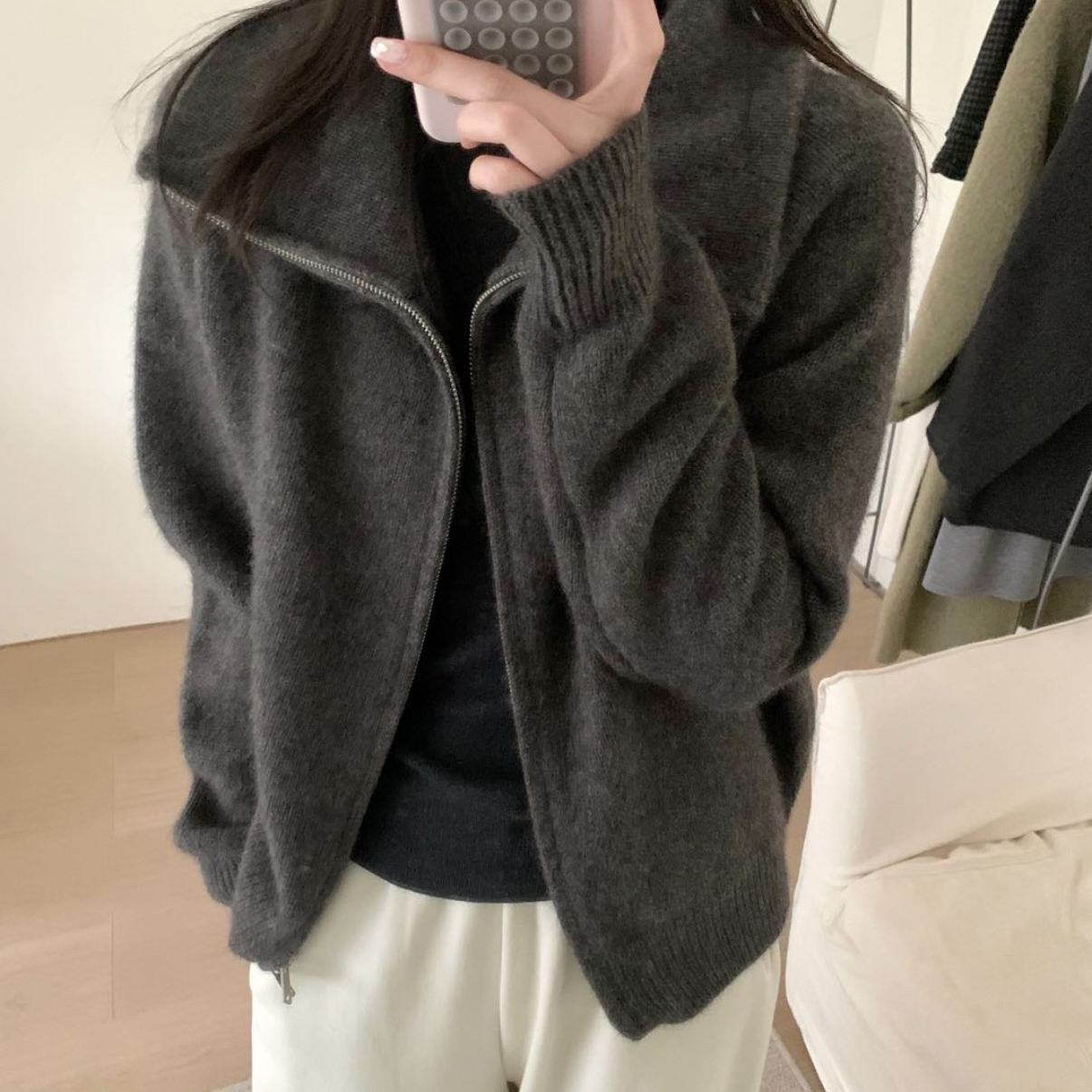 OMORROW-～极简ins高级浣熊拉链翻领外套毛衣(含28.9绵羊毛)ZL157