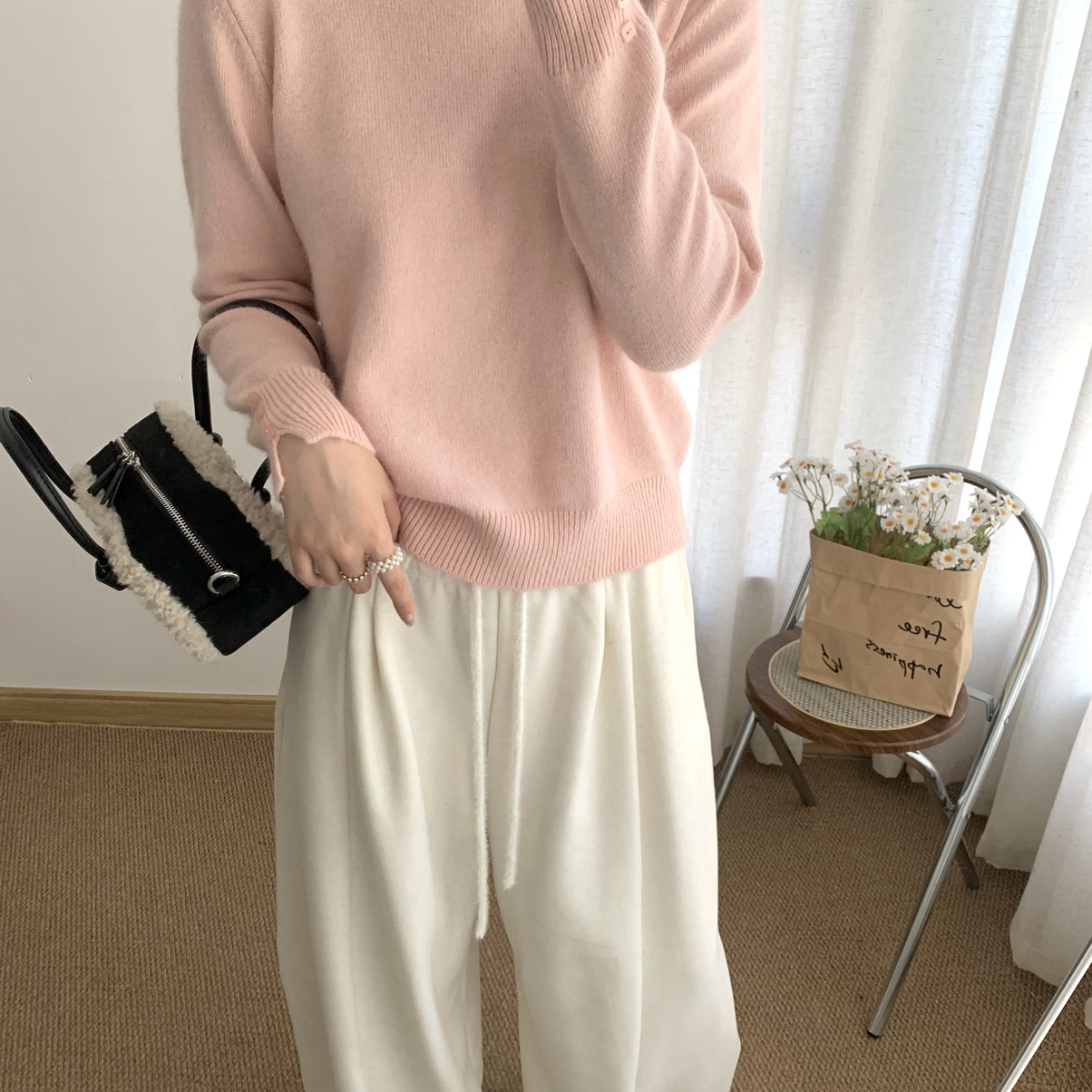 Loti-Fo-冬上新浣熊绒剪刀领定珠保暖毛衣（含15.3绵羊毛）M55835