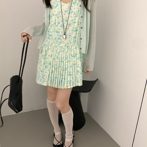 SEVEN-6夏上新韩标韩系温柔轻薄防晒针织开衫(不含裙子+项链)3781