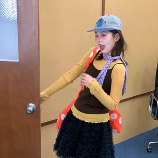 aoom-搭子韩系百搭超显白色系吊带含桑蚕丝背心(含3羊毛)VC5023