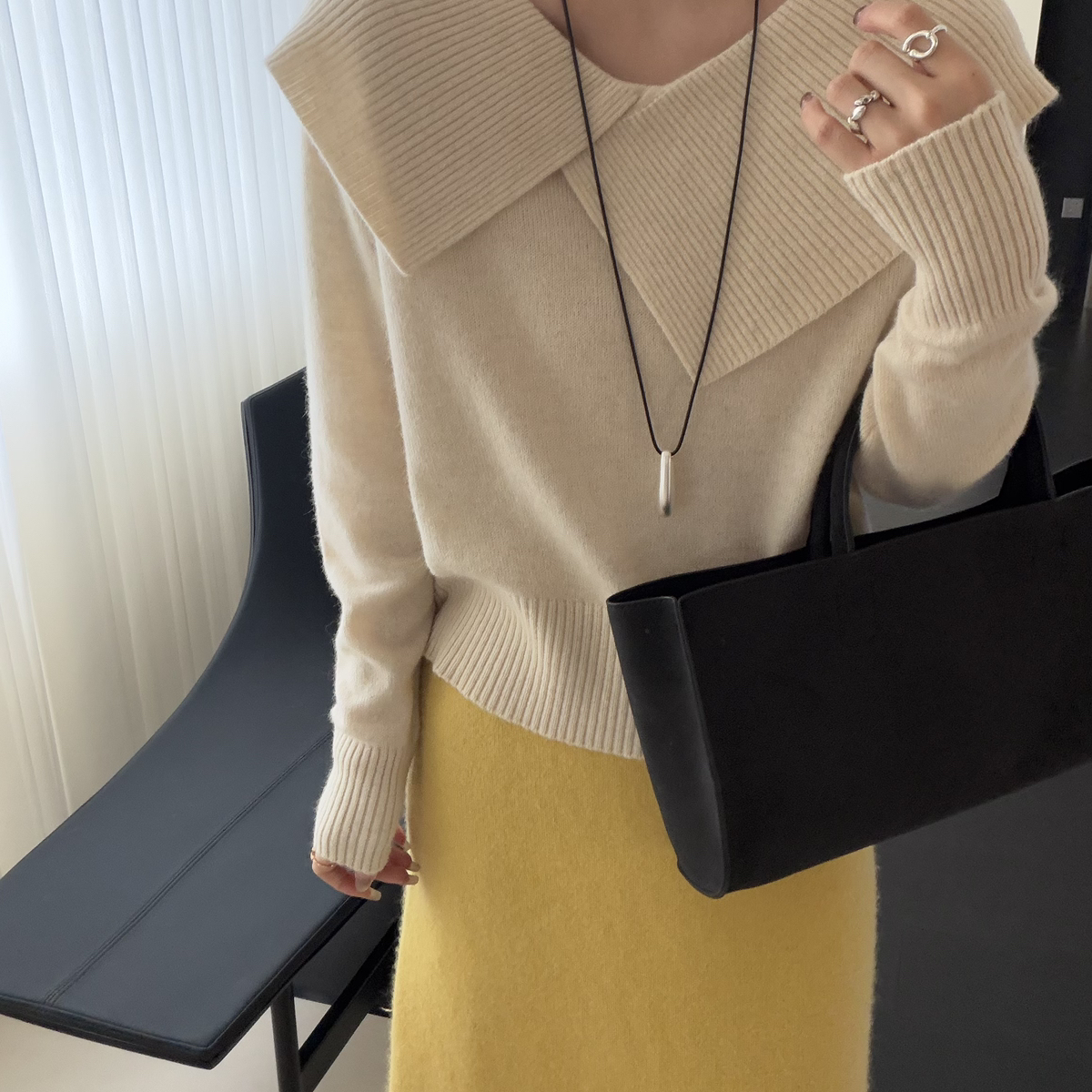 B媞宝-叶领不规则设计感针织衫（含51.0绵羊毛）(山羊绒4.3)52217