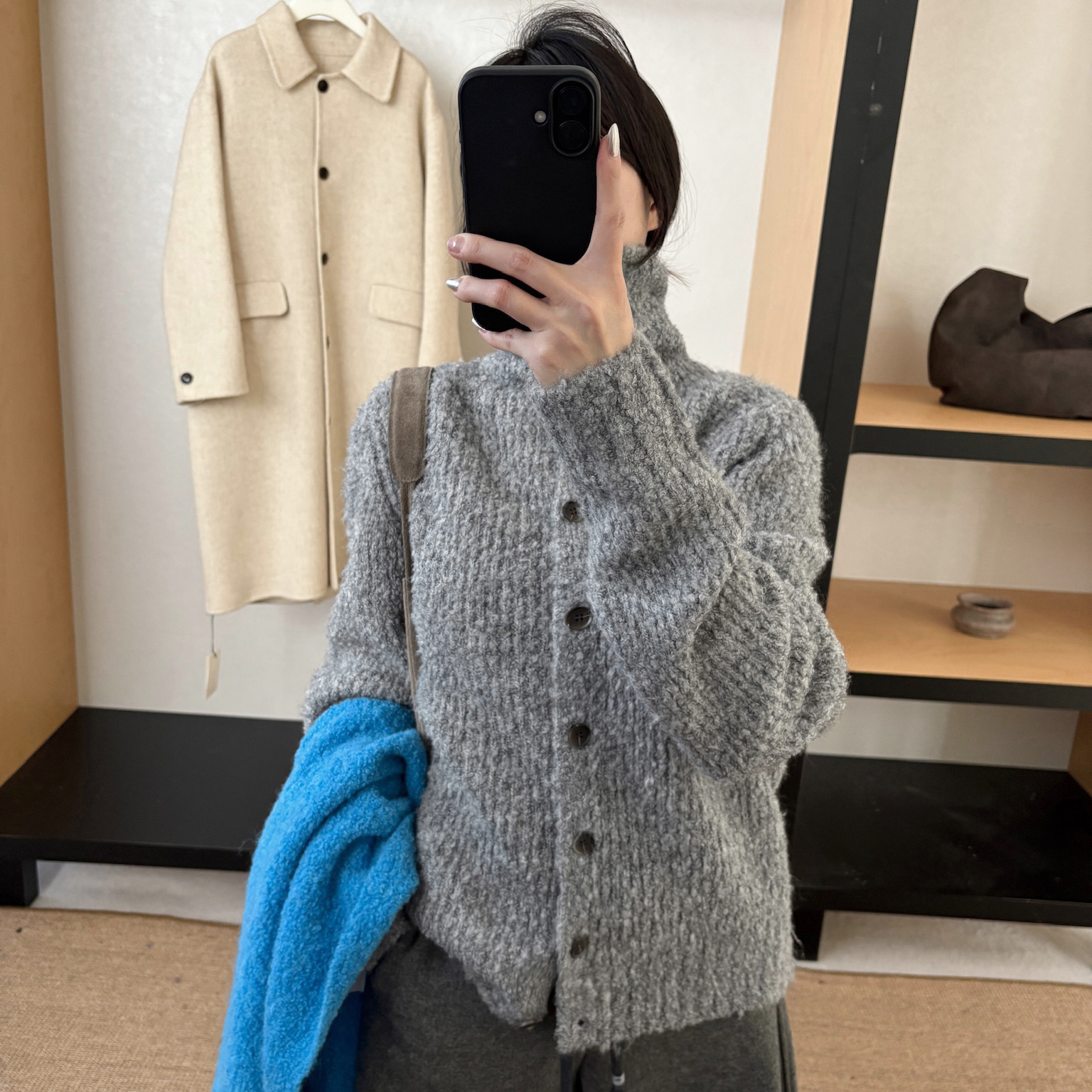 T.G-复古高级感立领排扣软糯针织开衫毛衣（含20羊毛）26073