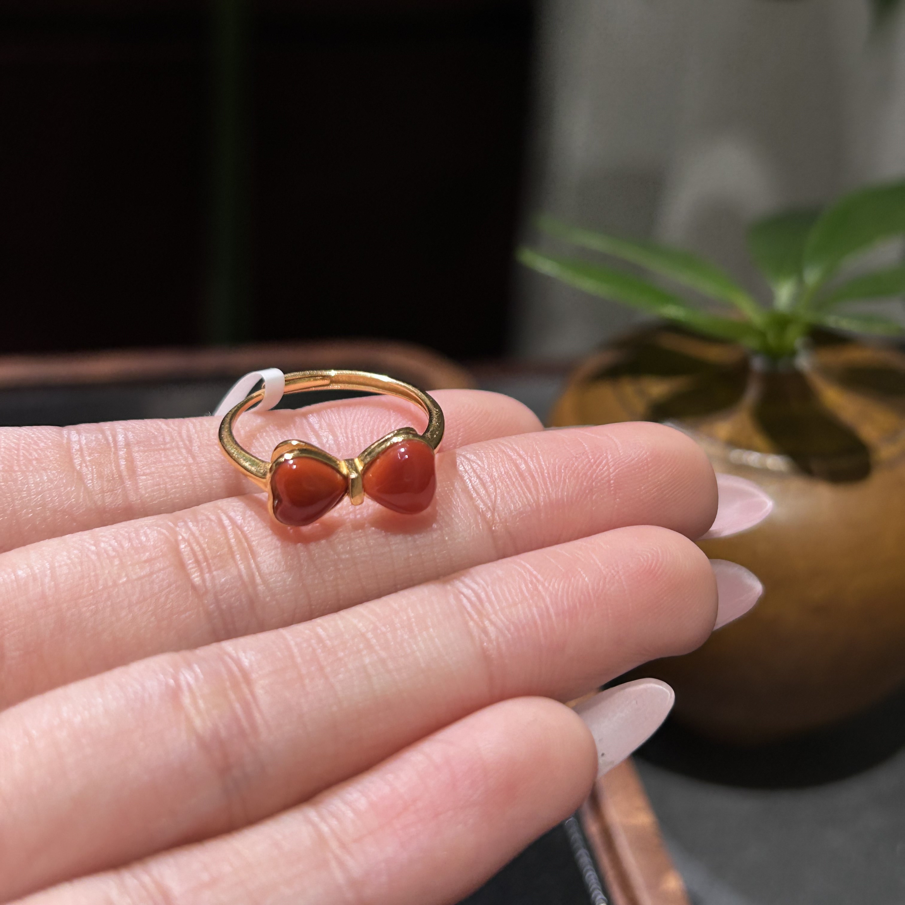 爱心蝴蝶结款南红锦红s925银戒指