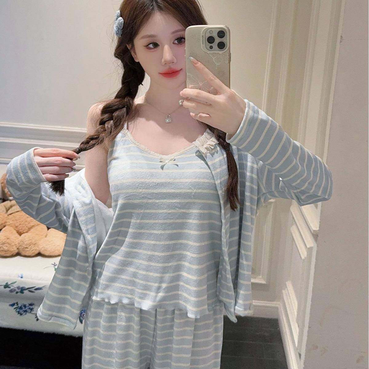 海岛绒少女风睡衣秋冬季保暖带胸垫性感吊带家居服三件套条纹控,女士内衣/男士内衣/家居服,睡袍/浴袍,淘宝优惠券,粉丝福利购,淘宝优惠卷