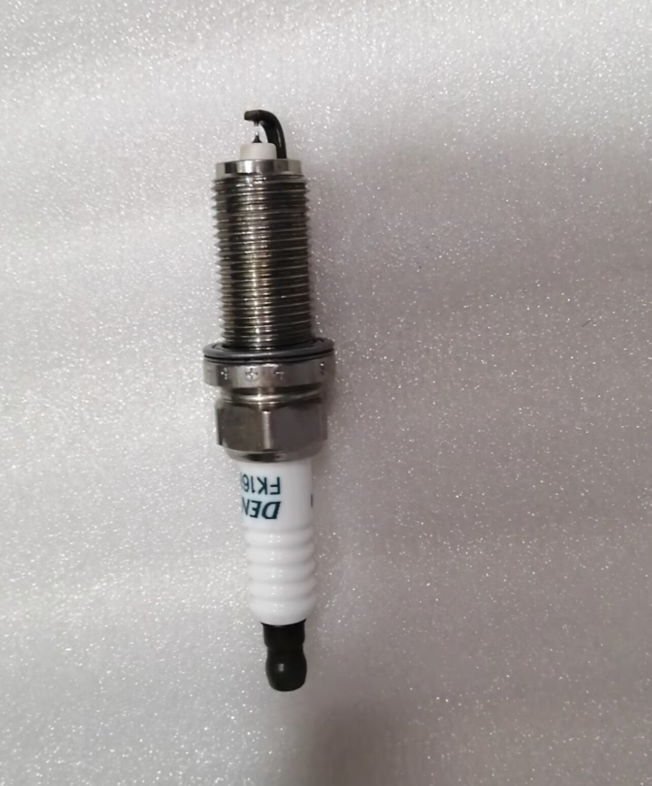 电装fk16hr-j8适用雷克萨斯es200 凯美瑞6ar双针铱金火花塞