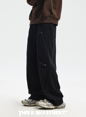 美式高街柳钉休闲裤男2026新款春季直筒卫裤潮牌运动阔腿简单裤子