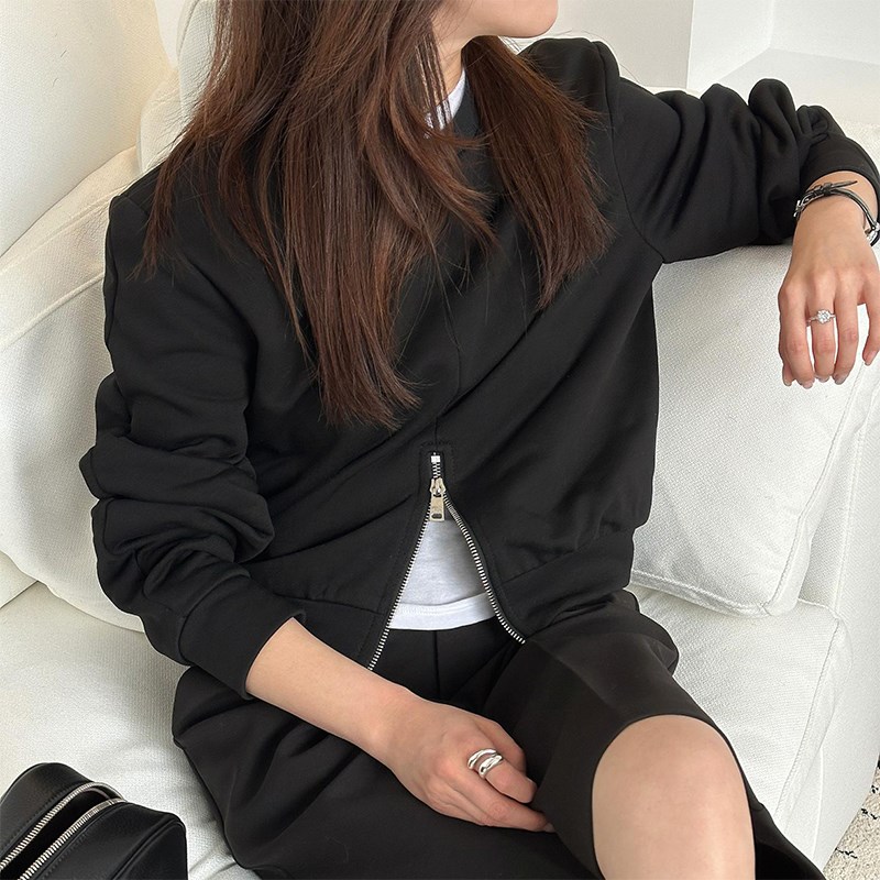 周小桃初春黑色休闲半拉链卫衣开衫外套女2025新款宽松慵懒风上衣