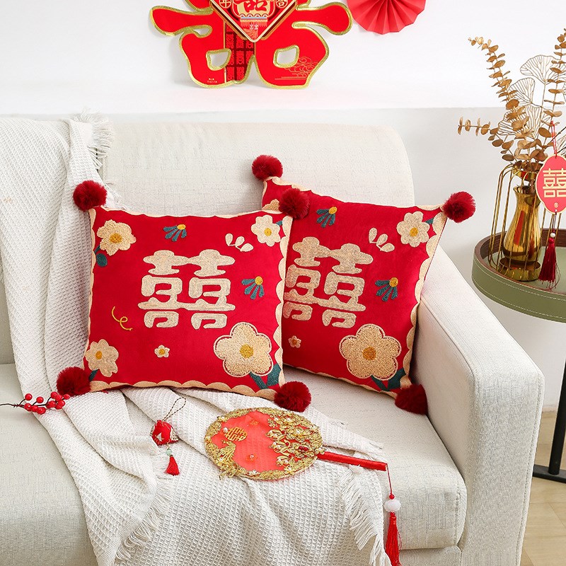新款结婚毛绒立体刺绣毛巾绣抱枕一对婚房布置装饰客厅沙发靠抱枕