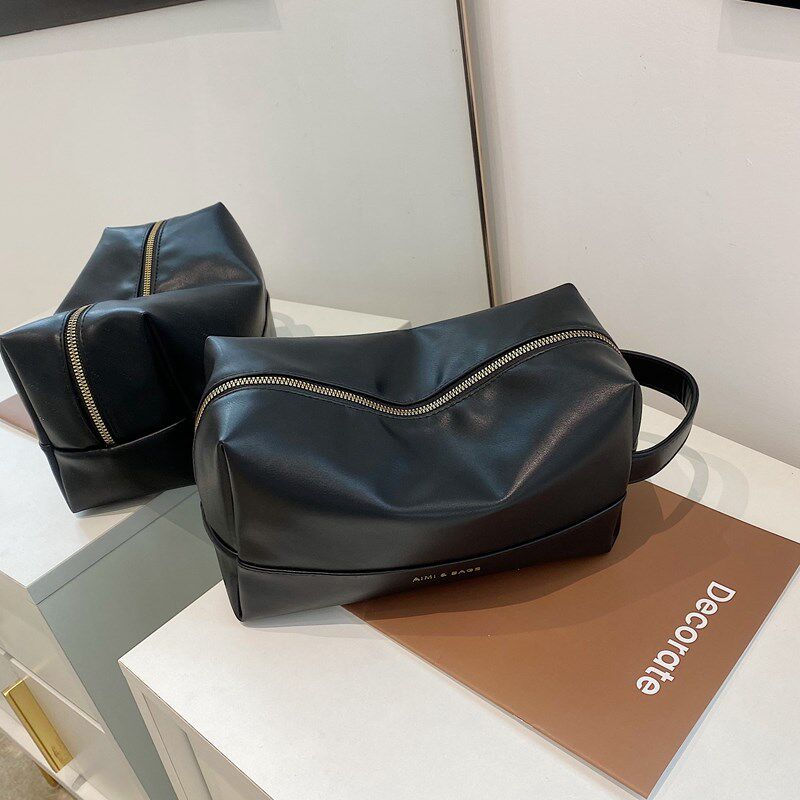 大容量化妆包女便携式黑色简约PU旅F行出差男士洗漱用品收纳袋防